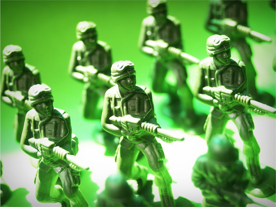 Soldats, sécurisez la plateforme Data. 
Reçu fort et clair, terminé !